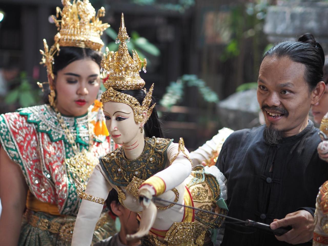 28 Place Bangkok Bagian luar foto