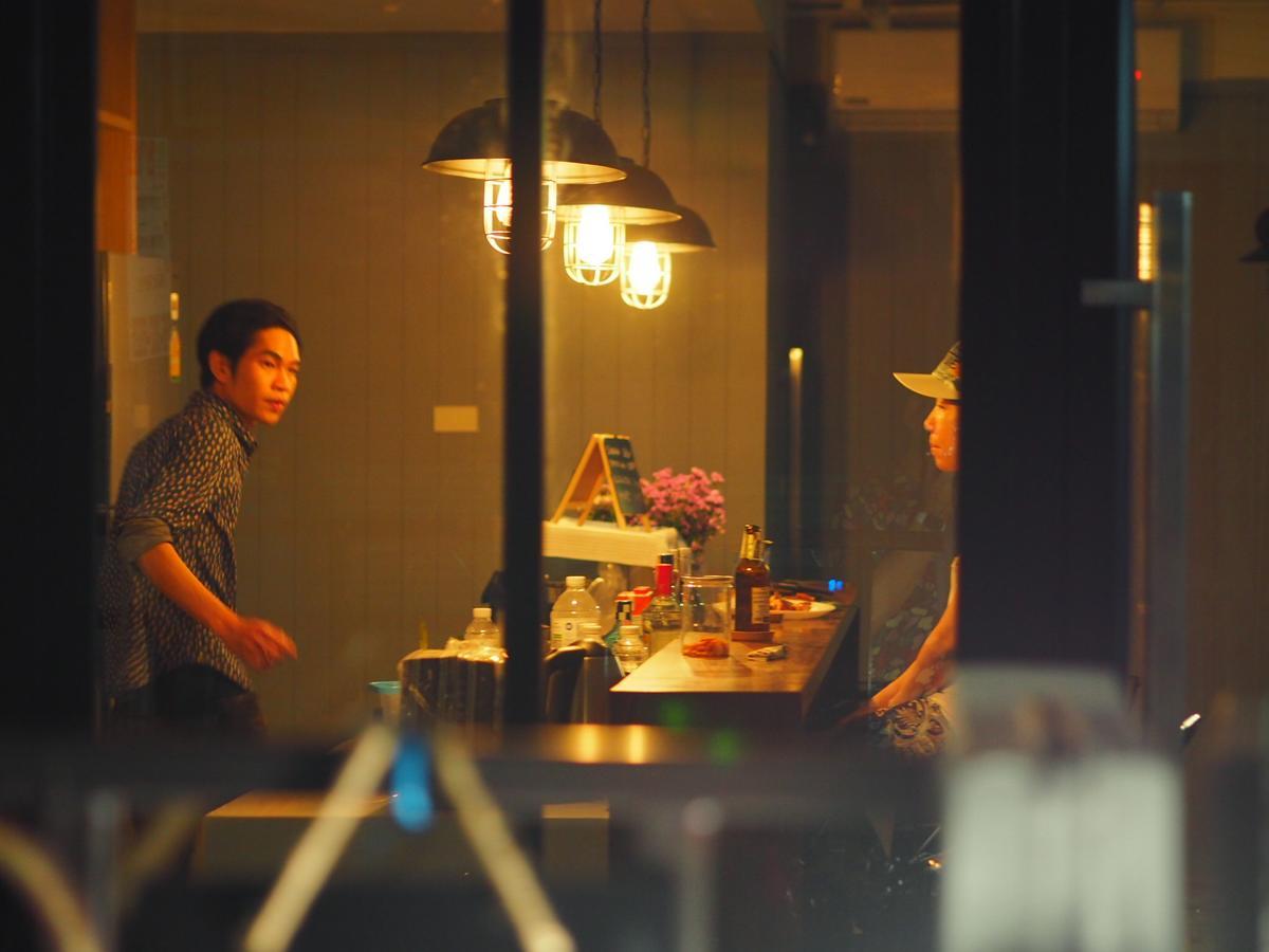 28 Place Bangkok Bagian luar foto